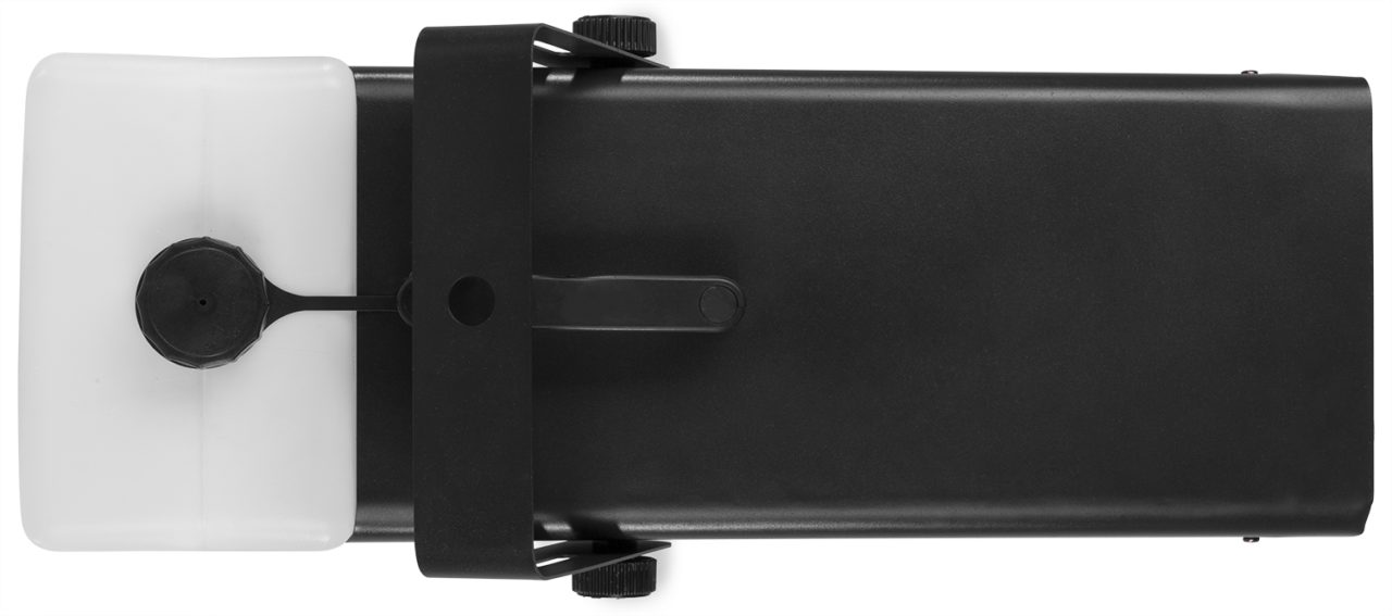 Rage 1800 Snow Machine with Wireless and Timer Controller beamZ