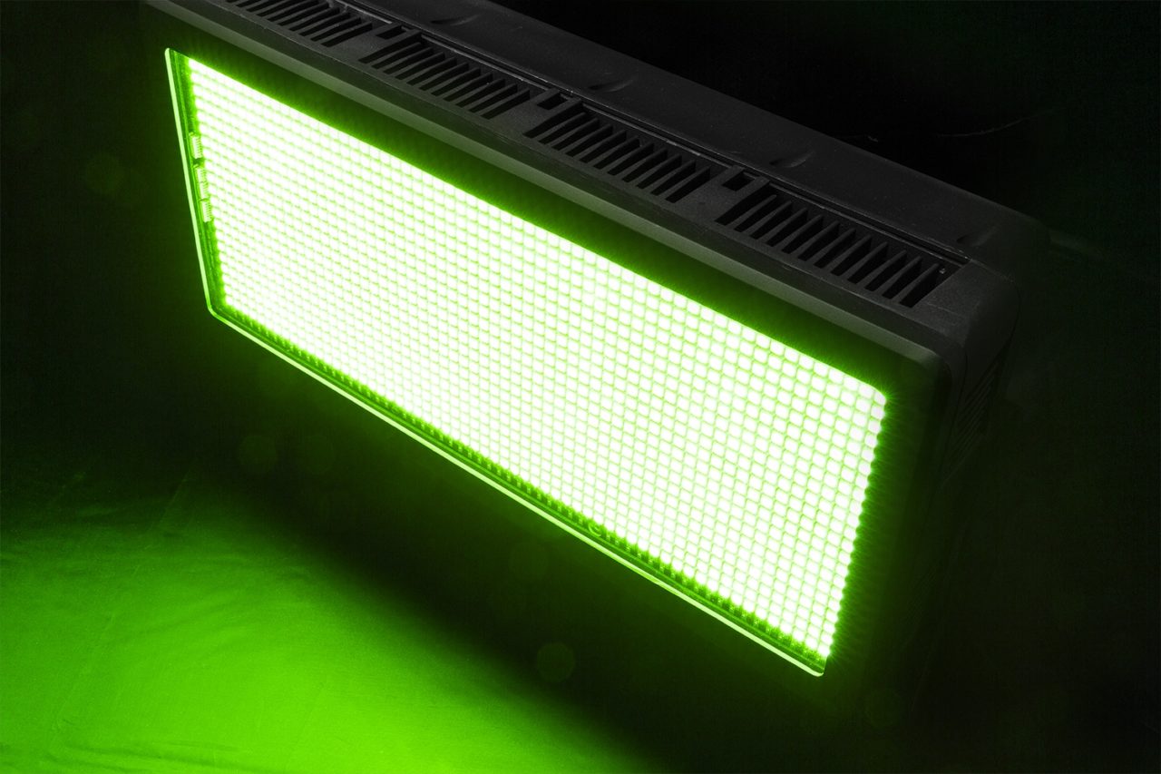 BS1500 Stroboscope LED RGBW IP65 beamZ